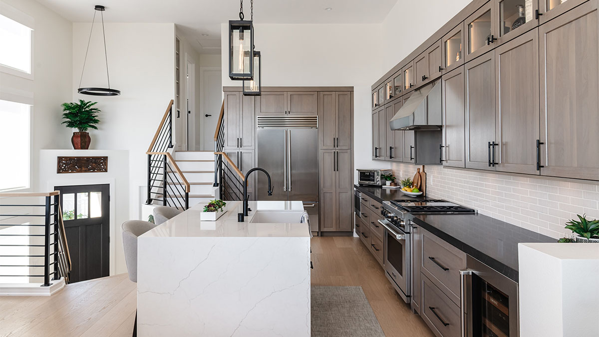 Palm Beach Court Kitchen